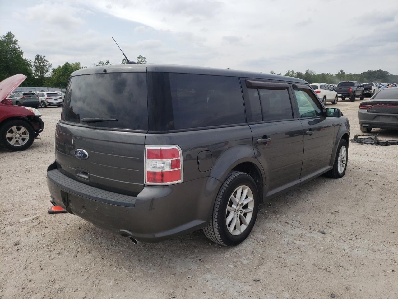 Photo 4 from auction – 2015 FORD FLEX SE with VIN 2FMGK5B89FBA19660