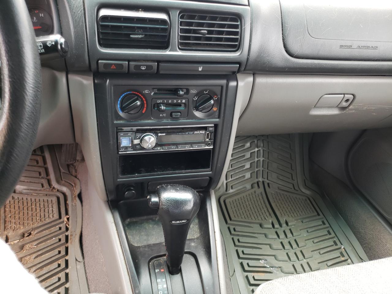 Photo 9 from auction – 2002 SUBARU FORESTER L with VIN JF1SF63532H720839