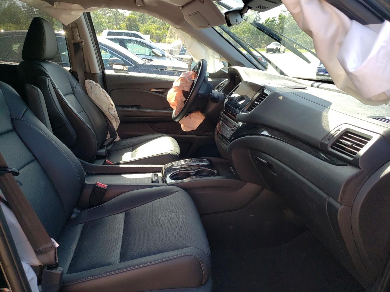 Photo 5 from auction – 2021 HONDA PILOT ELIT with VIN 5FNYF6H08MB009884