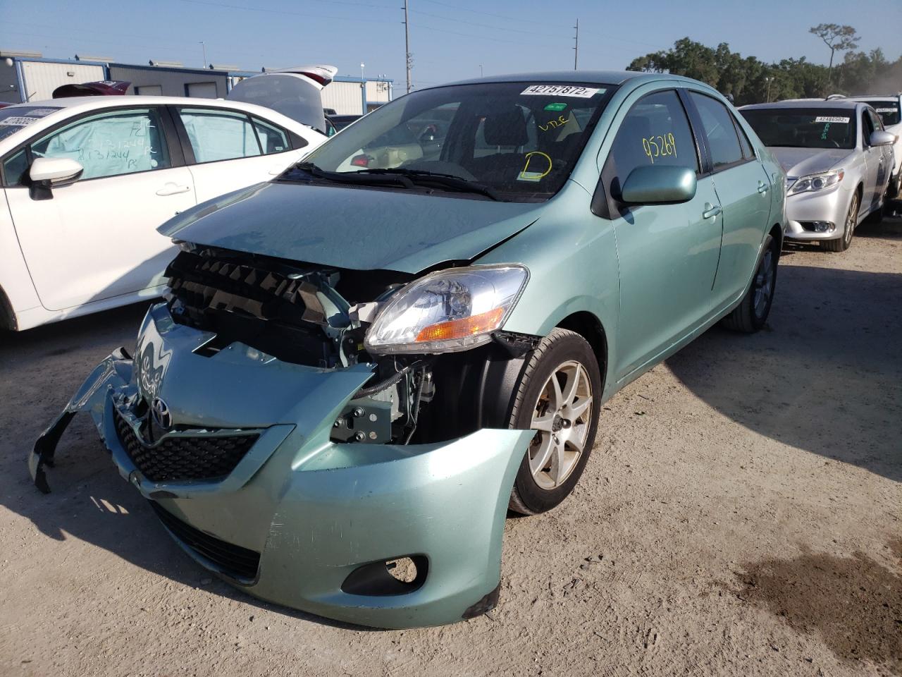 Photo 2 from auction – 2010 TOYOTA YARIS with VIN JTDBT4K30A1376594