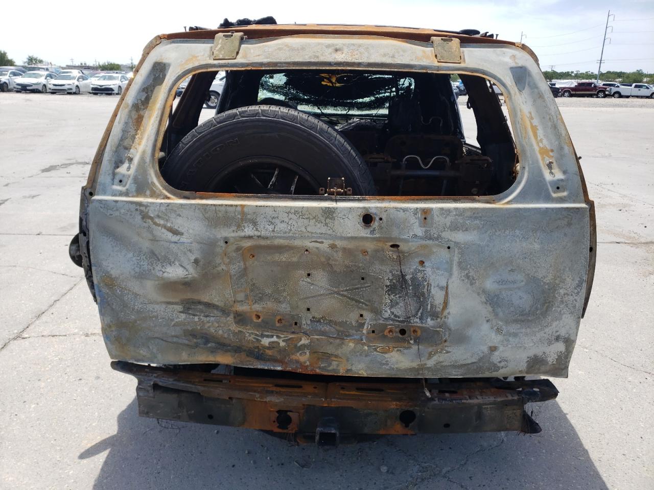 Photo 9 from auction – 2007 GMC YUKON with VIN 1GKFC13017J244364