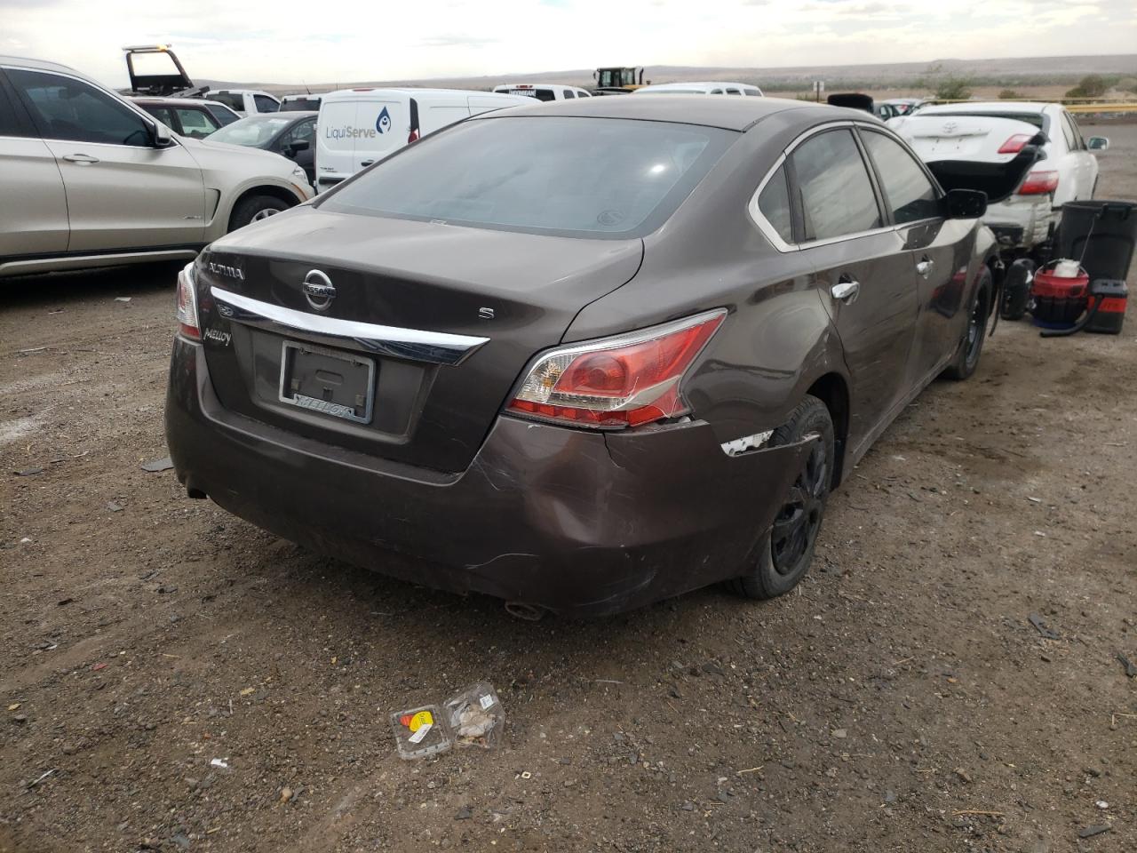 Photo 4 from auction – 2015 NISSAN ALTIMA 2.5 with VIN 1N4AL3AP1FN860113