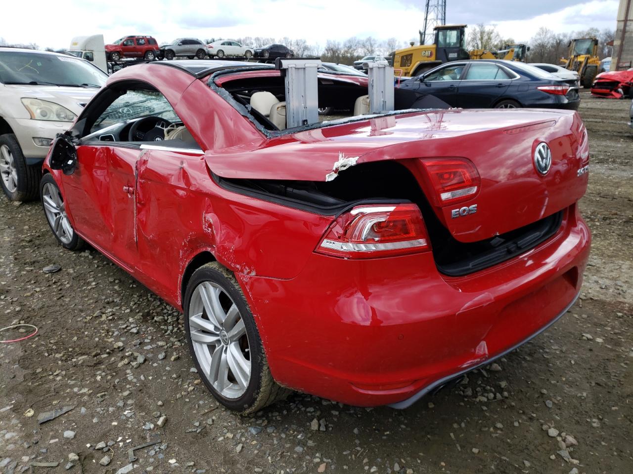 Photo 3 from auction – 2014 VOLKSWAGEN EOS LUX with VIN WVWFW8AH1EV000319