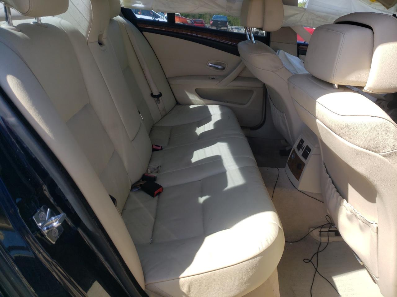 Photo 6 from auction – 2008 BMW 528 I with VIN WBANU53548CT14420