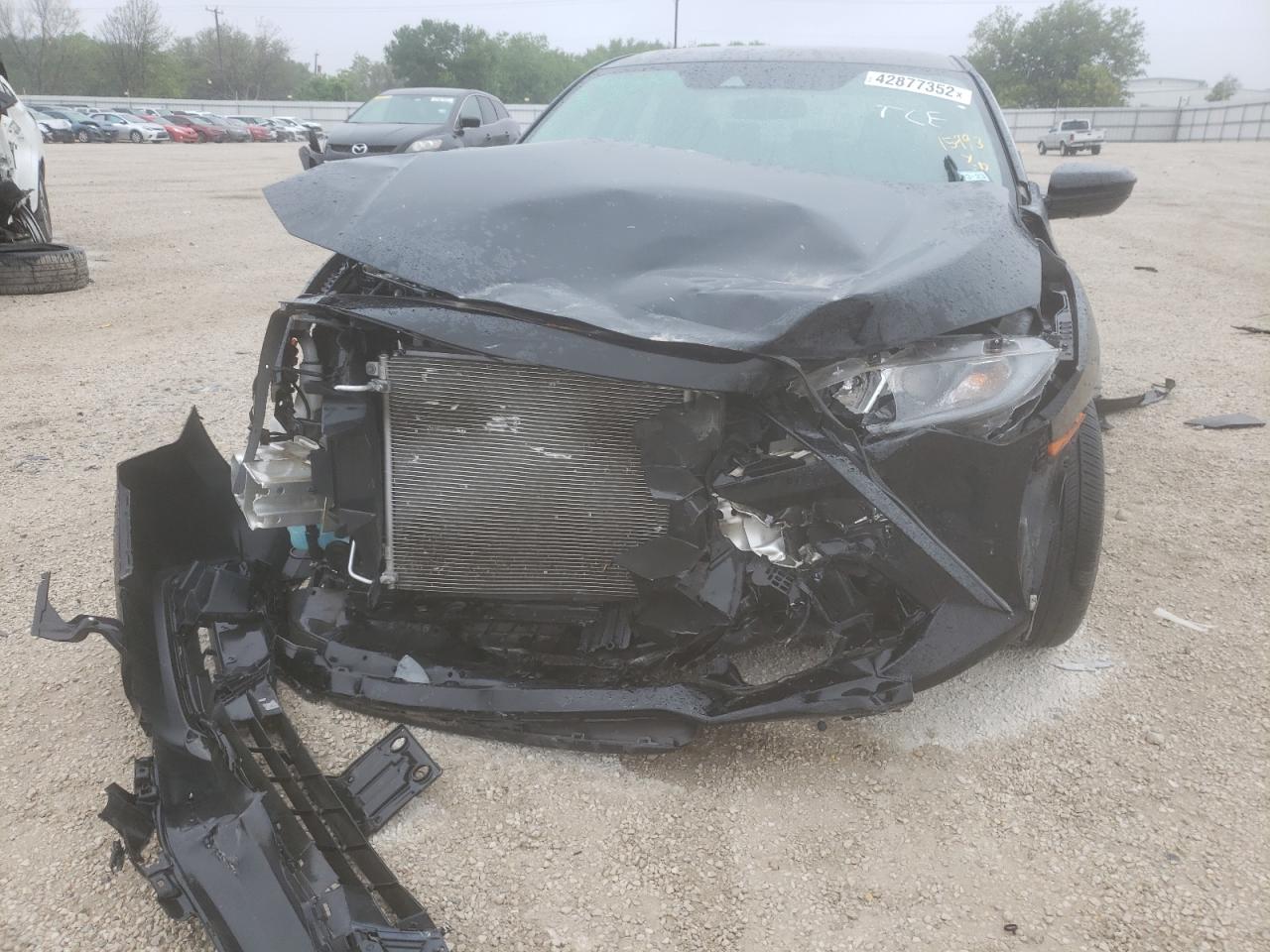 Photo 9 from auction – 2019 HONDA CIVIC LX with VIN 19XFC2F68KE007748