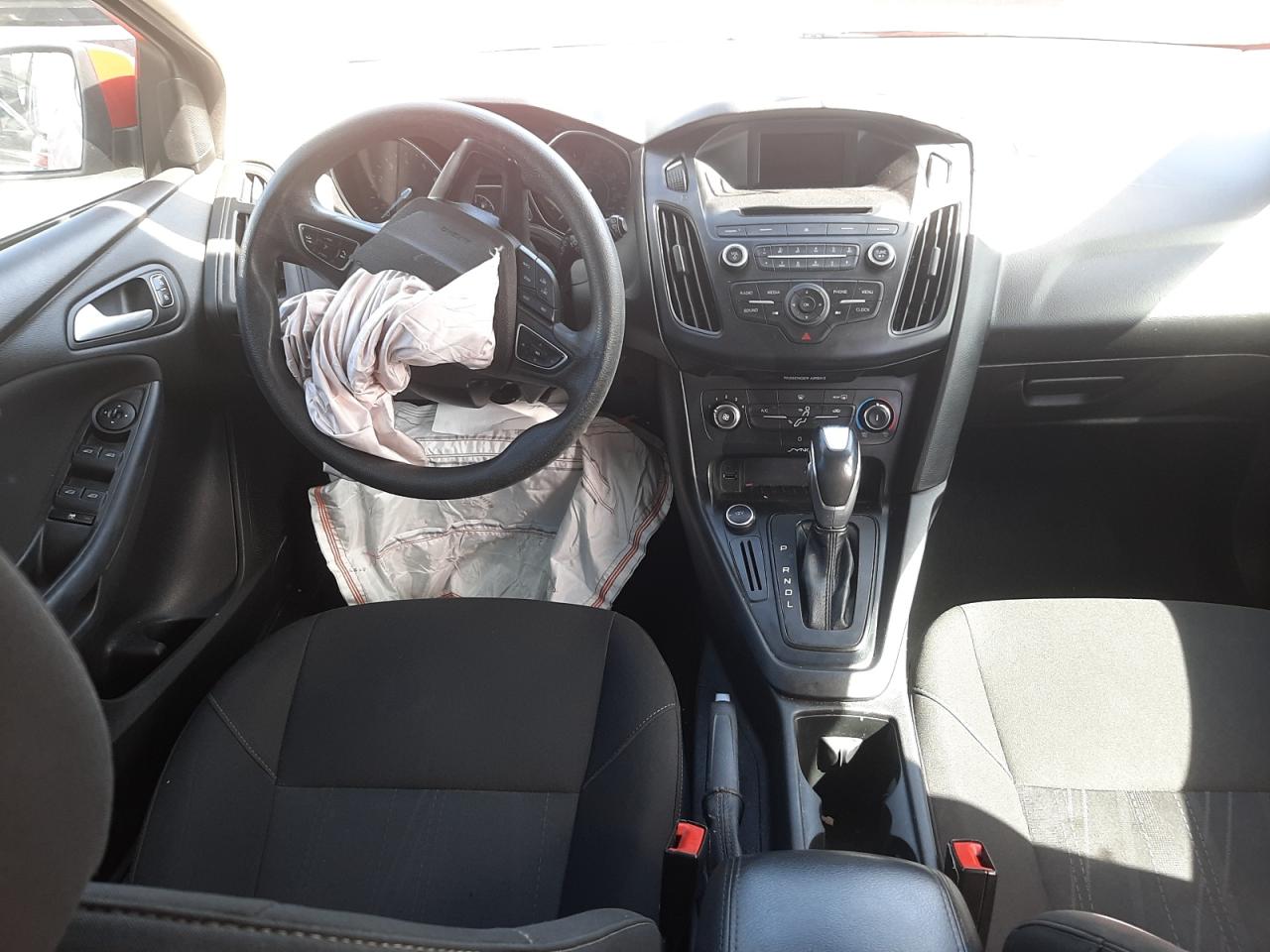 Photo 9 from auction – 2015 FORD FOCUS SE with VIN 1FADP3K28FL288750