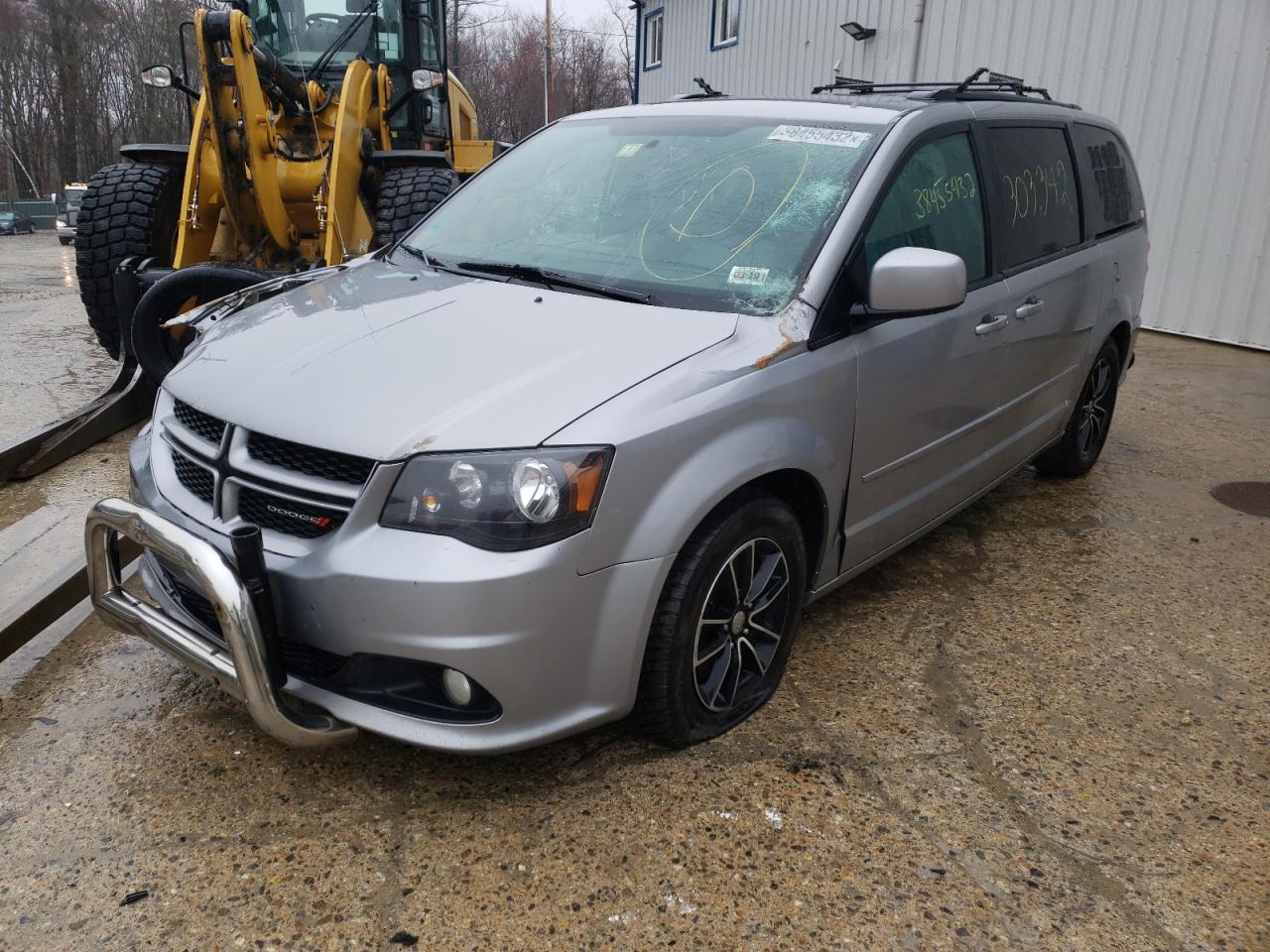 Photo 2 from auction – 2017 DODGE GRAND CARA with VIN 2C4RDGEG4HR673417