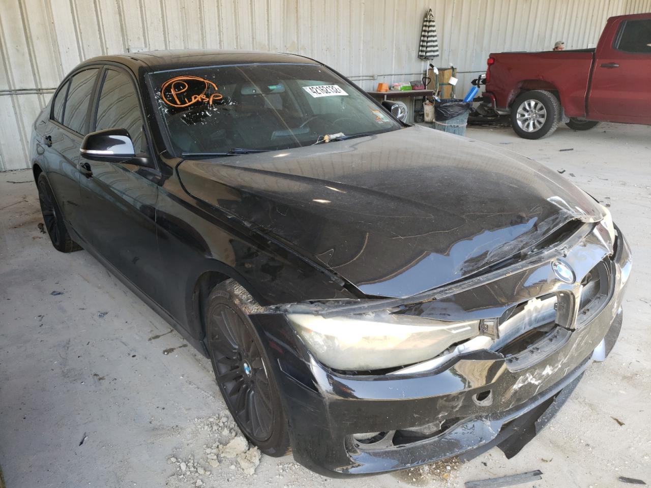 BMW 328 I 2013 with VIN WBA3A5C50DF352025 - Photo from auction
