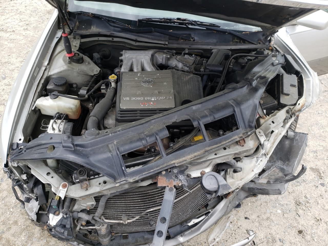 Photo 7 from auction – 2000 LEXUS ES 300 with VIN JT8BF28GXY5080991