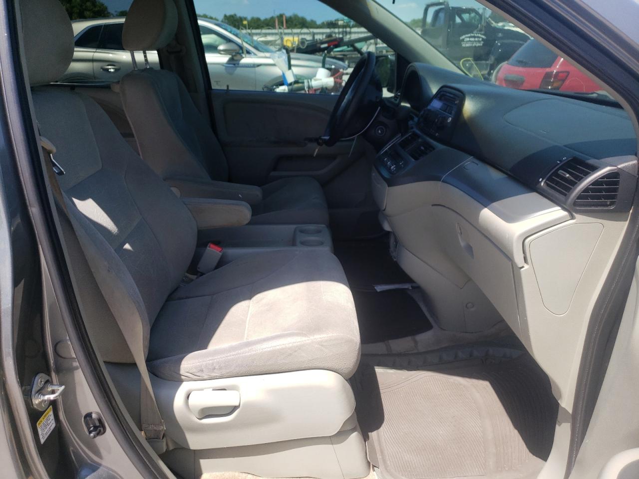 Photo 5 from auction – 2008 HONDA ODYSSEY EX with VIN 5FNRL38458B030180