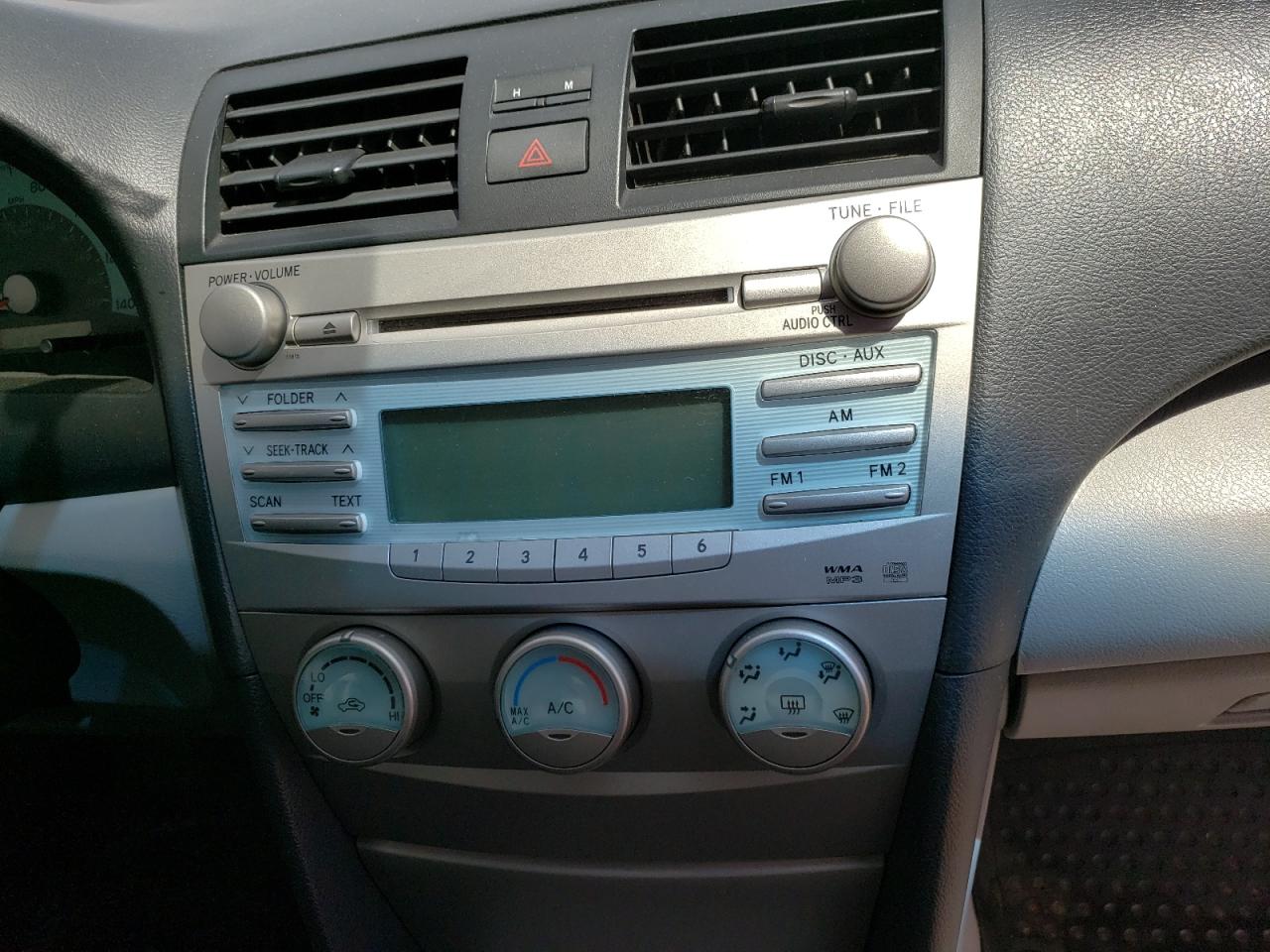 Photo 9 from auction – 2007 TOYOTA CAMRY CE with VIN 4T1BE46K57U704588