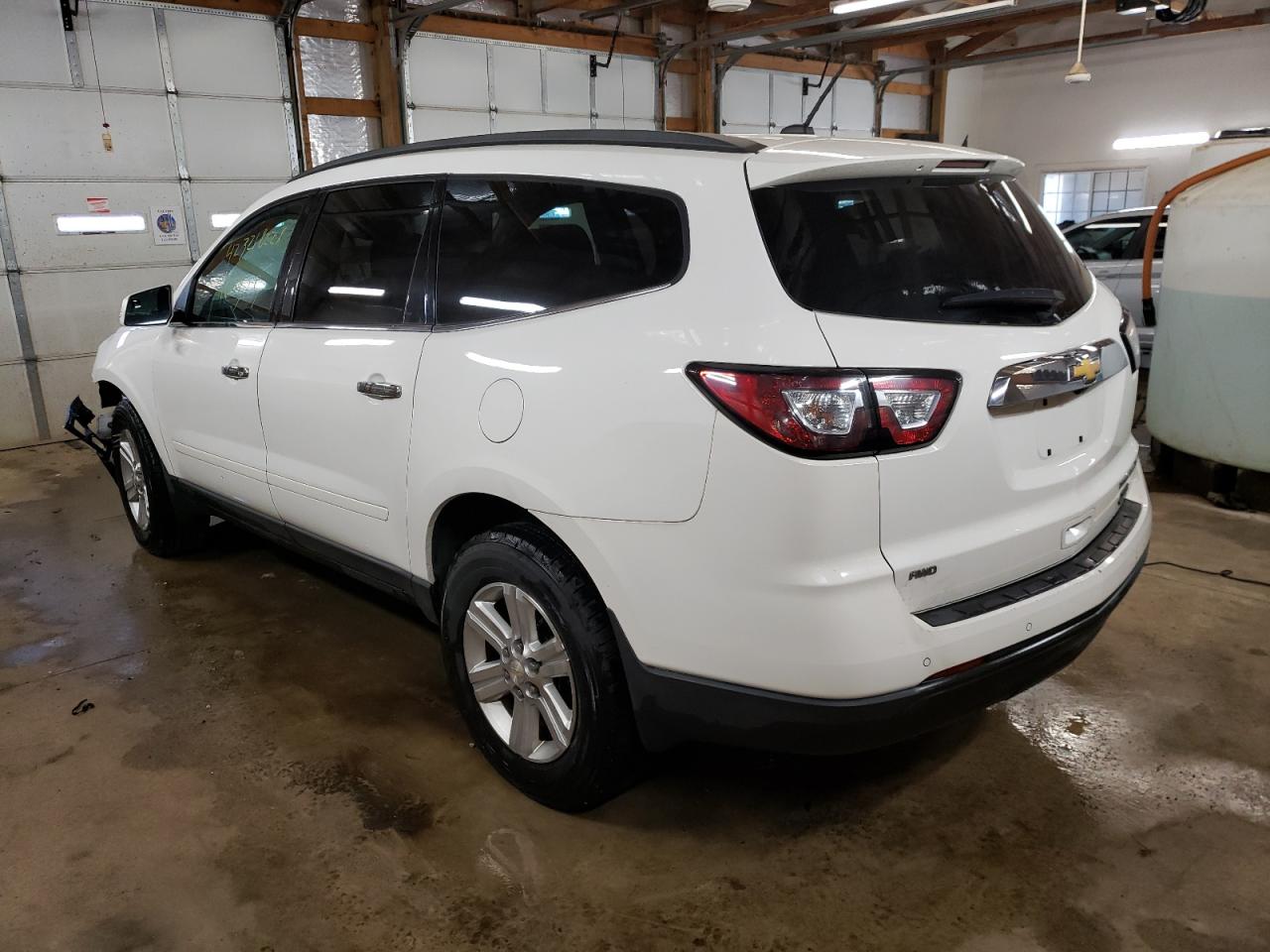 Photo 3 from auction – 2013 CHEVROLET TRAVERSE L with VIN 1GNKVGKD5DJ197340