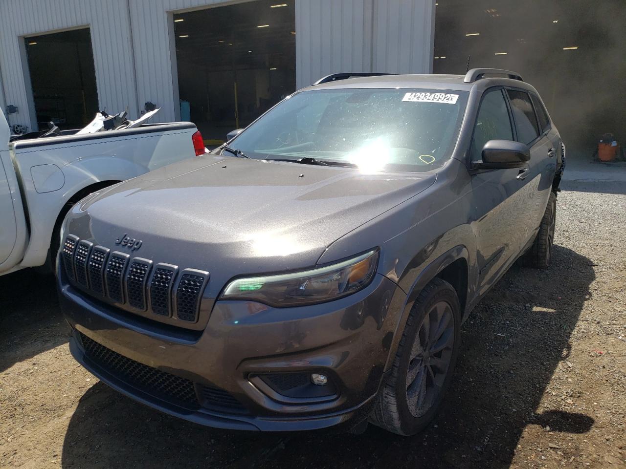 Photo 2 from auction – 2019 JEEP CHEROKEE L with VIN 1C4PJLDX4KD384073