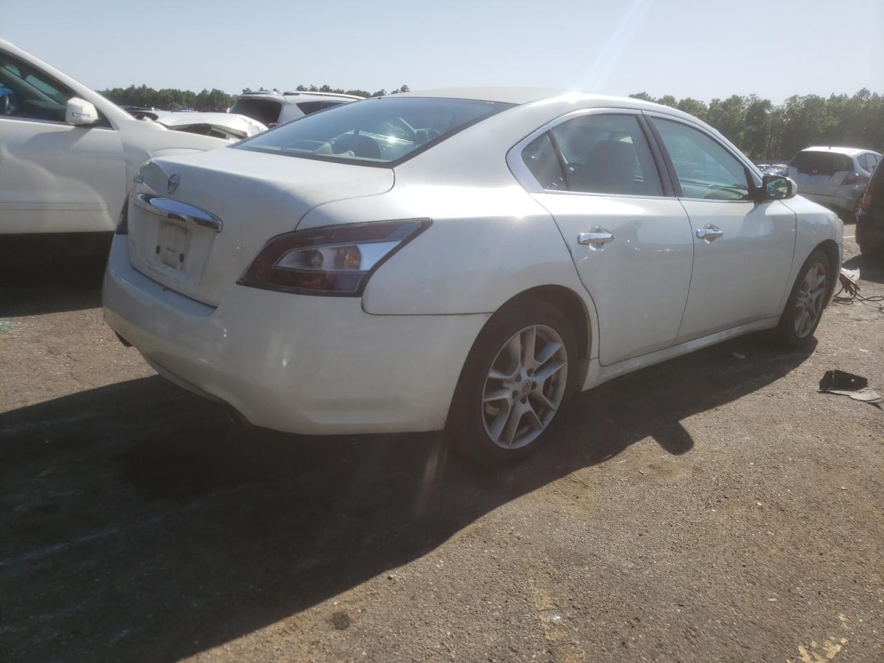 Photo 4 from auction – 2014 NISSAN MAXIMA S with VIN 1N4AA5AP2EC487319