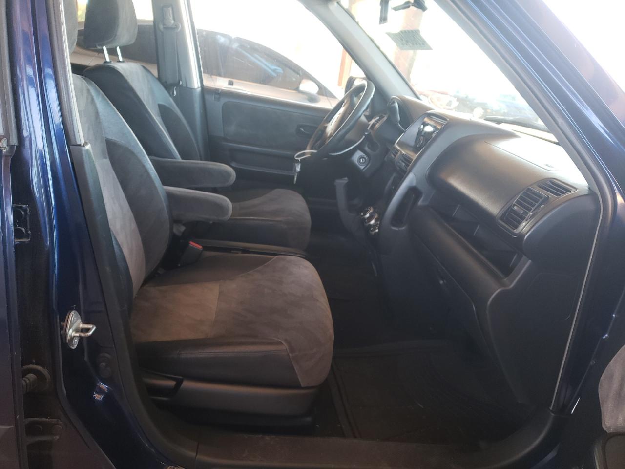 Photo 5 from auction – 2003 HONDA CR-V EX with VIN SHSRD78803U101178