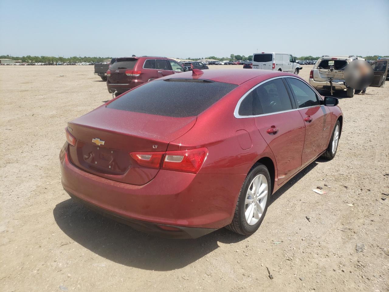 Photo 4 from auction – 2018 CHEVROLET MALIBU LT with VIN 1G1ZD5ST1JF261340