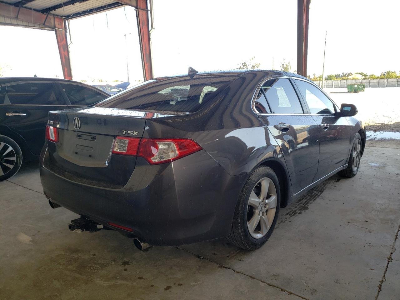 Photo 4 from auction – 2009 ACURA TSX with VIN JH4CU26669C004380