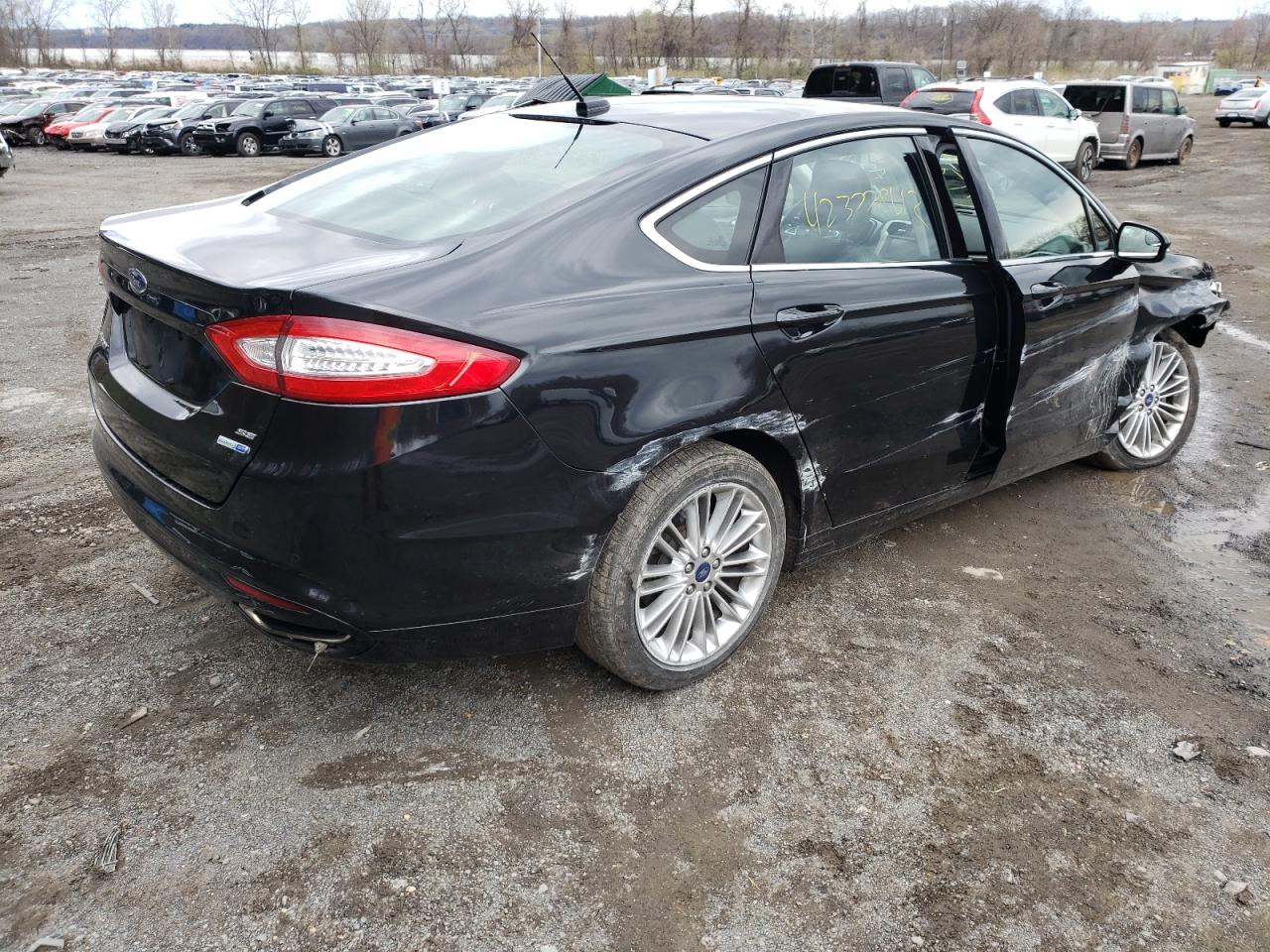 Photo 4 from auction – 2015 FORD FUSION SE with VIN 3FA6P0T96FR165937