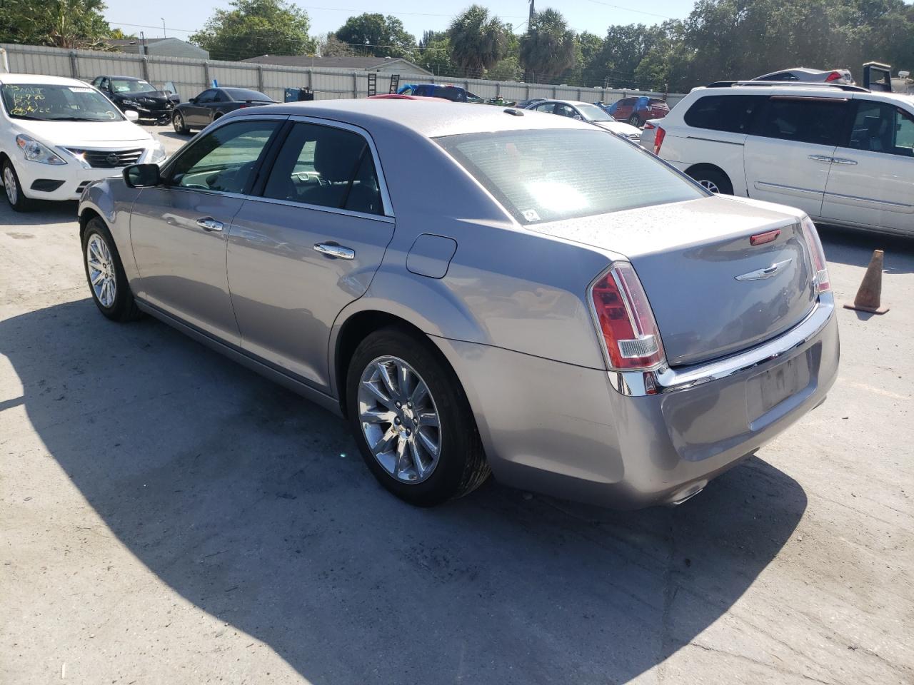 Photo 3 from auction – 2013 CHRYSLER 300C with VIN 2C3CCAEG2DH620841