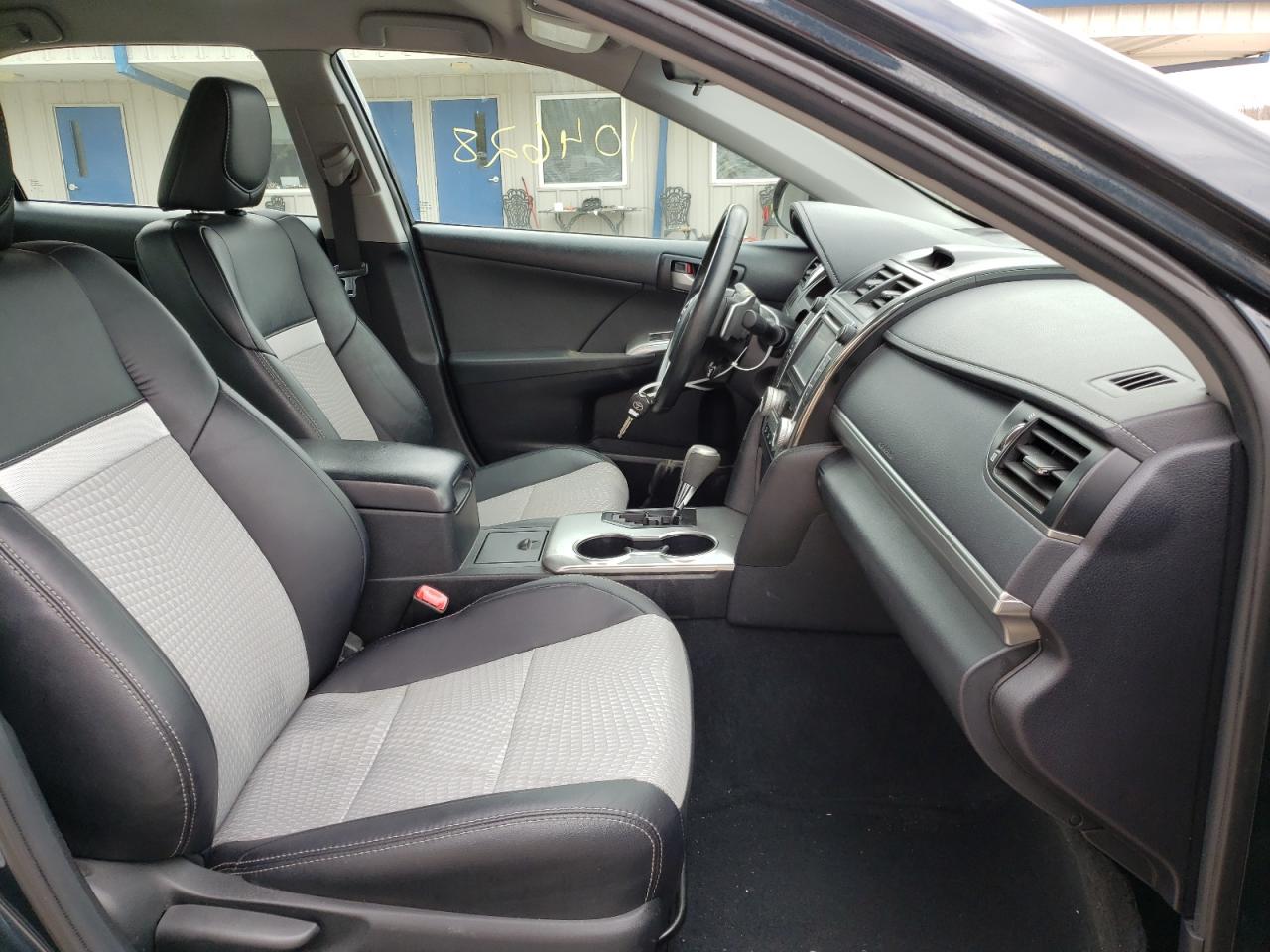 Photo 5 from auction – 2013 TOYOTA CAMRY L with VIN 4T1BF1FK0DU253710