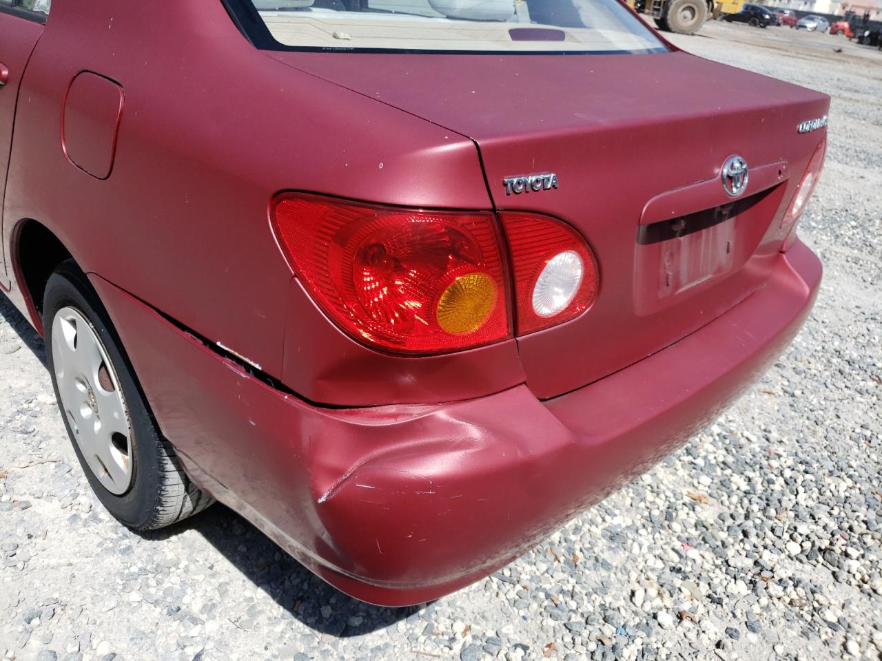Photo 9 from auction – 2004 TOYOTA COROLLA CE with VIN JTDBR32EX42031789