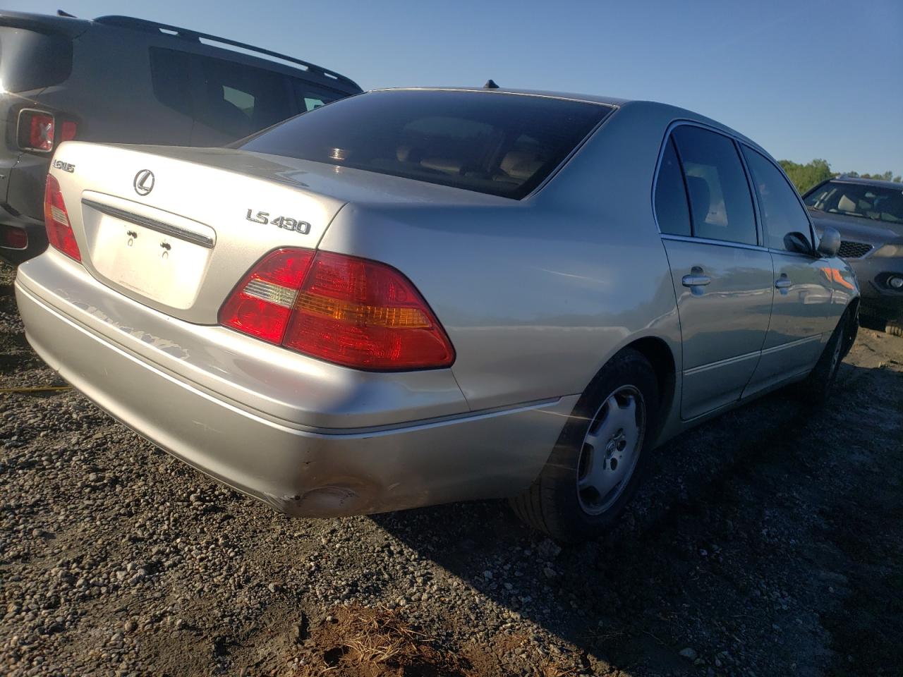 Photo 4 from auction – 2002 LEXUS LS 430 with VIN JTHBN30F120089918