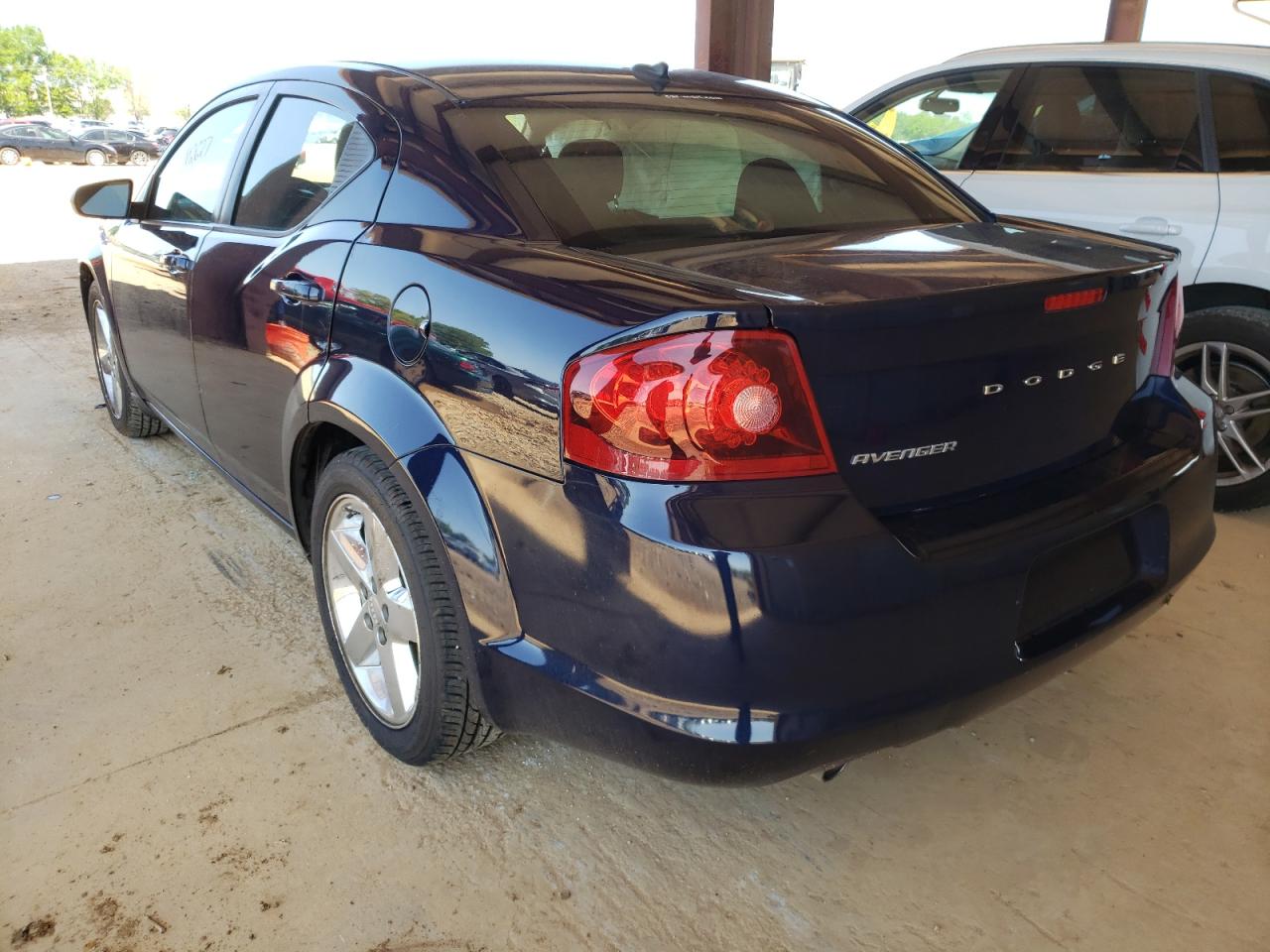 Photo 3 from auction – 2014 DODGE AVENGER SE with VIN 1C3CDZAG4EN180681