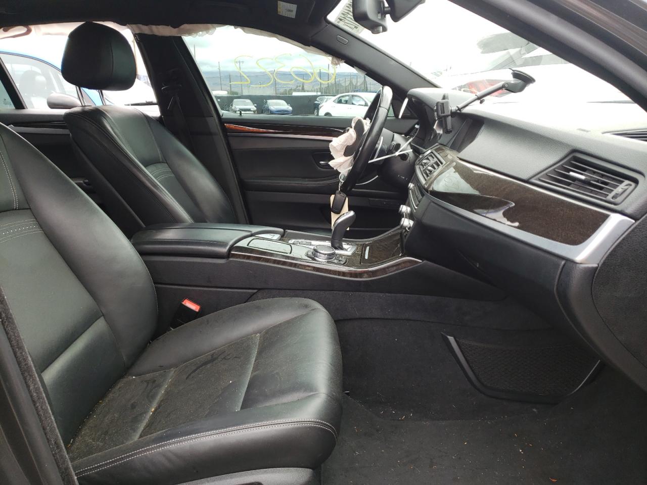 Photo 5 from auction – 2016 BMW 528 I with VIN WBA5A5C55GD528527