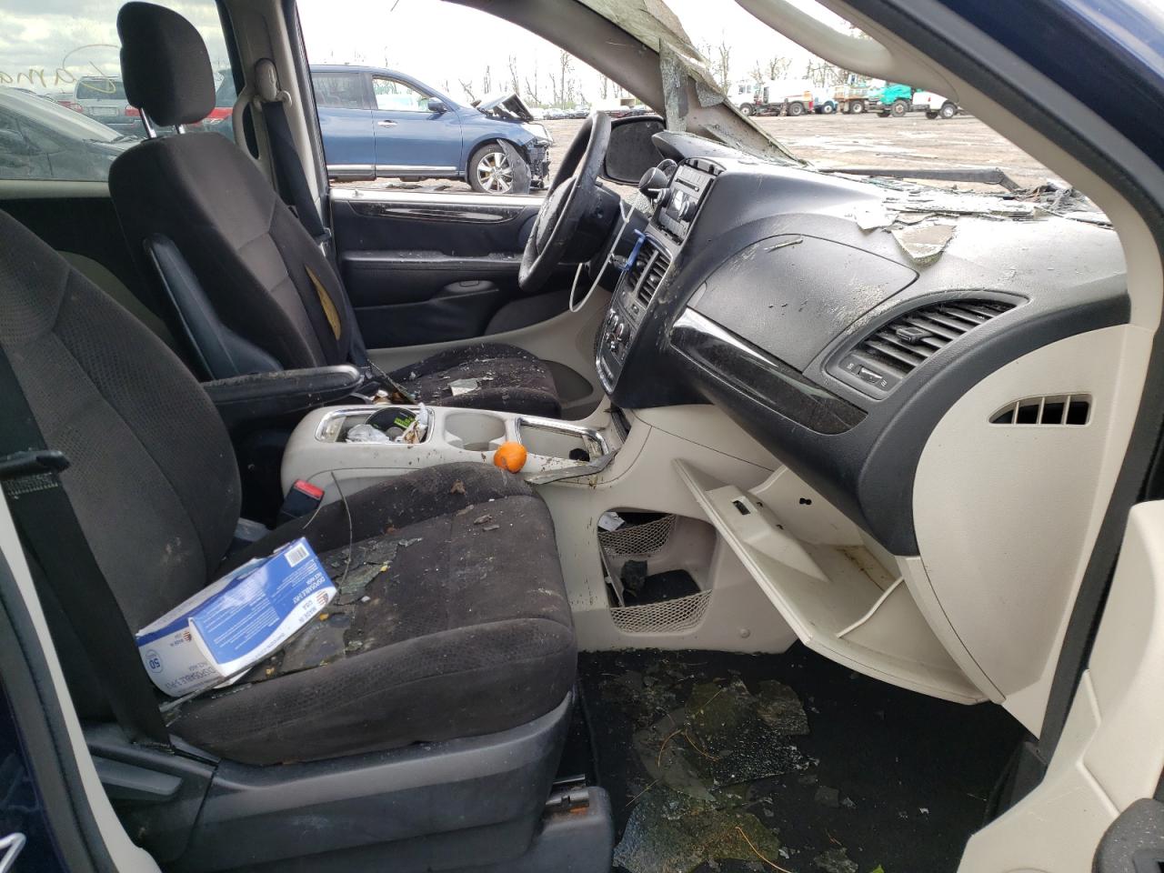 Photo 5 from auction – 2013 DODGE GRAND CARA with VIN 2C4RDGCG0DR611686