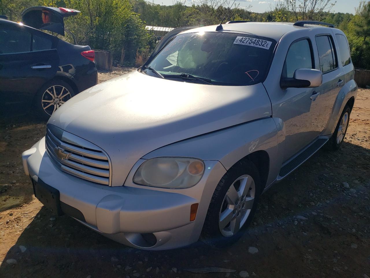 Photo 2 from auction – 2011 CHEVROLET HHR LT with VIN 3GNBABFW4BS509332