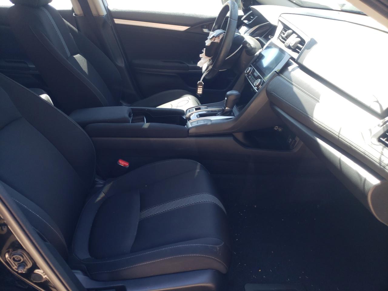 Photo 5 from auction – 2016 HONDA CIVIC EX with VIN 19XFC2F75GE066305