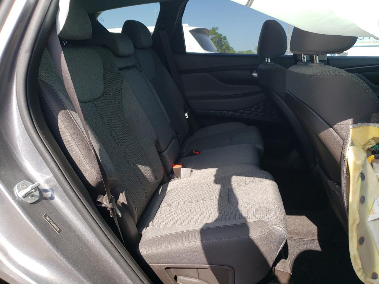Photo 6 from auction – 2019 HYUNDAI SANTA FE S with VIN 5NMS2CAD5KH061756