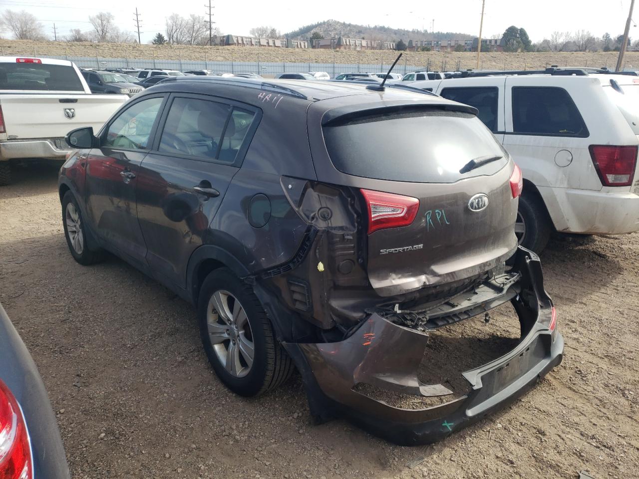 Photo 3 from auction – 2011 KIA SPORTAGE L with VIN KNDPBCA27B7084547