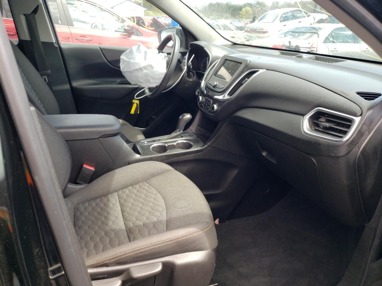Photo 5 from auction – 2019 CHEVROLET EQUINOX LT with VIN 2GNAXUEV9K6299159
