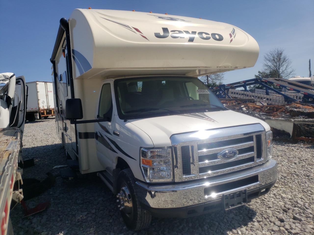COACH CAMPER 2017 with VIN 1FDXE4FS8HDC25976 - Photo from auction