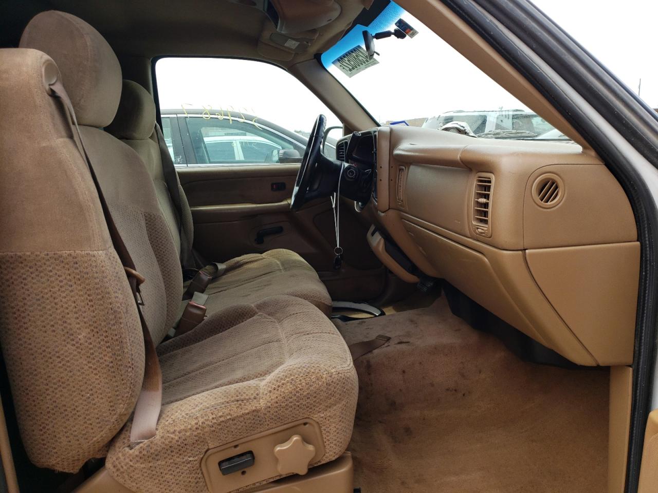 Photo 5 from auction – 1999 CHEVROLET SILVERADO with VIN 2GCEC19T3X1160064
