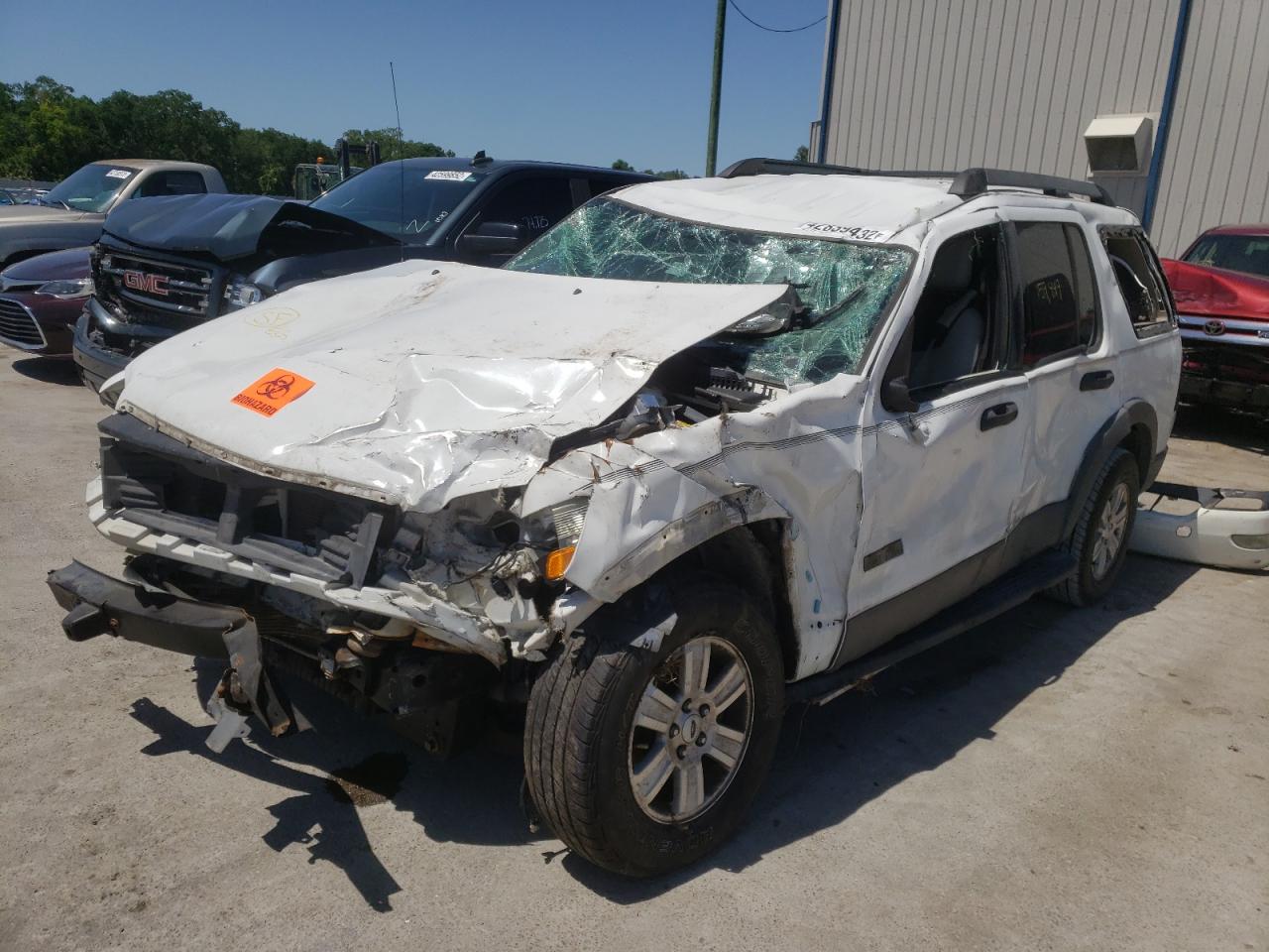 Photo 2 from auction – 2006 FORD EXPLORER X with VIN 1FMEU63E06UB17272