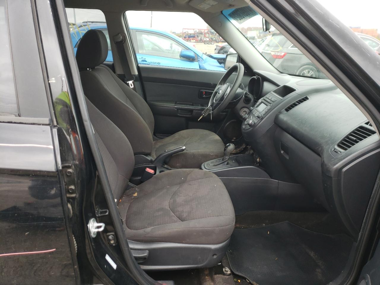 Photo 5 from auction – 2013 KIA SOUL with VIN KNDJT2A54D7607968