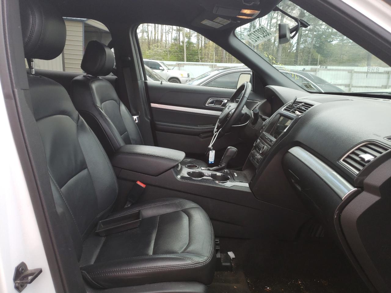 Photo 5 from auction – 2017 FORD EXPLORER X with VIN 1FM5K7DH5HGC98794
