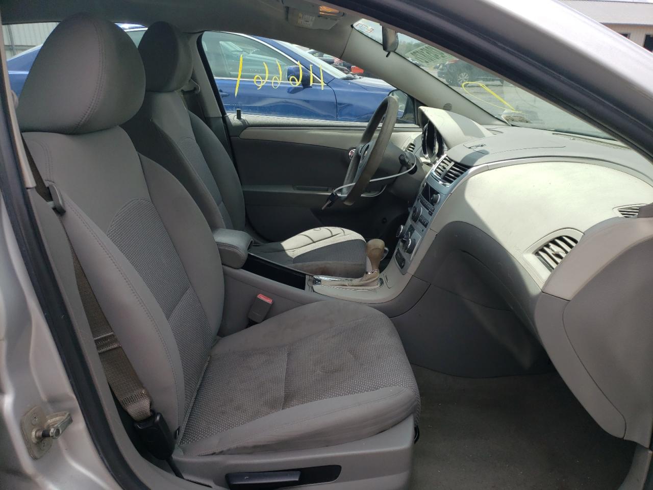 Photo 5 from auction – 2011 CHEVROLET MALIBU LS with VIN 1G1ZA5E11BF179984