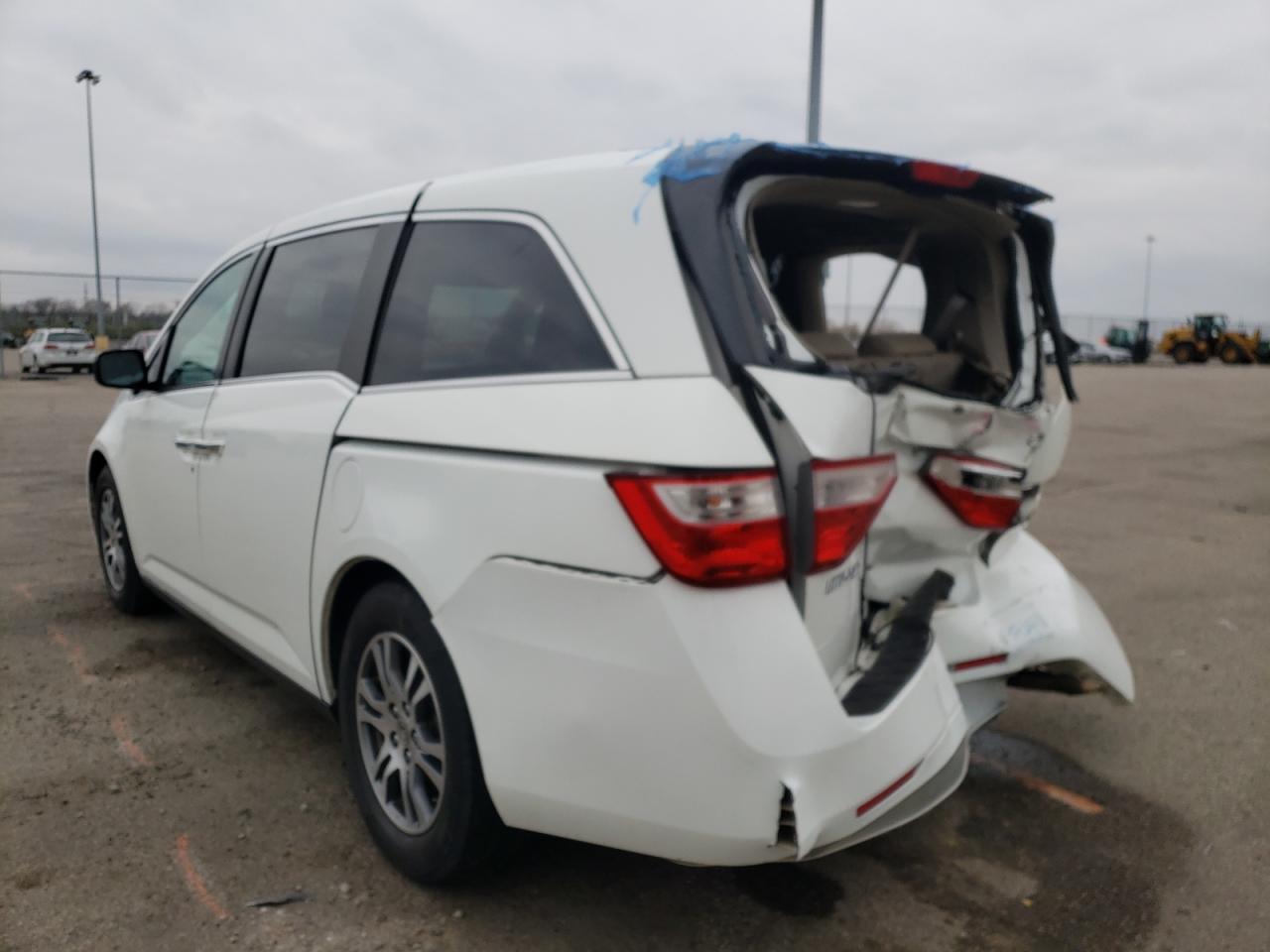 Photo 3 from auction – 2013 HONDA ODYSSEY EX with VIN 5FNRL5H41DB074621