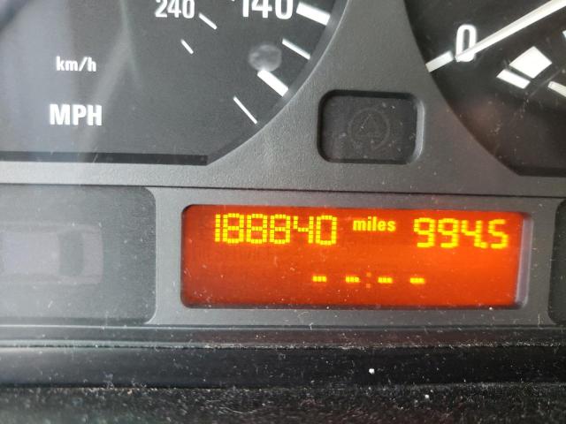 Photo 8 from auction – 2003 BMW 325 XI with VIN WBAEU33443PF58990