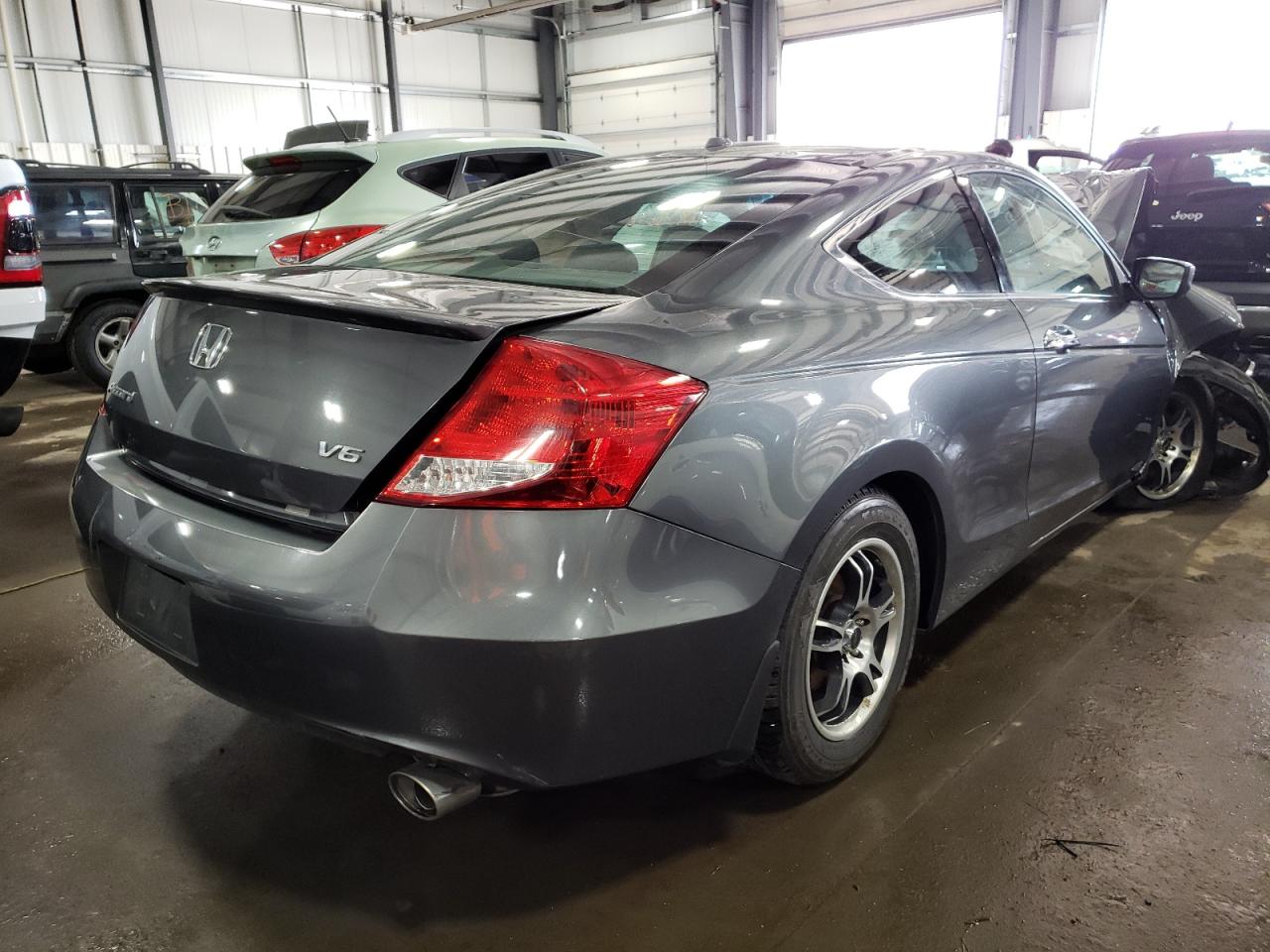 Photo 4 from auction – 2012 HONDA ACCORD EXL with VIN 1HGCS2B82CA005710