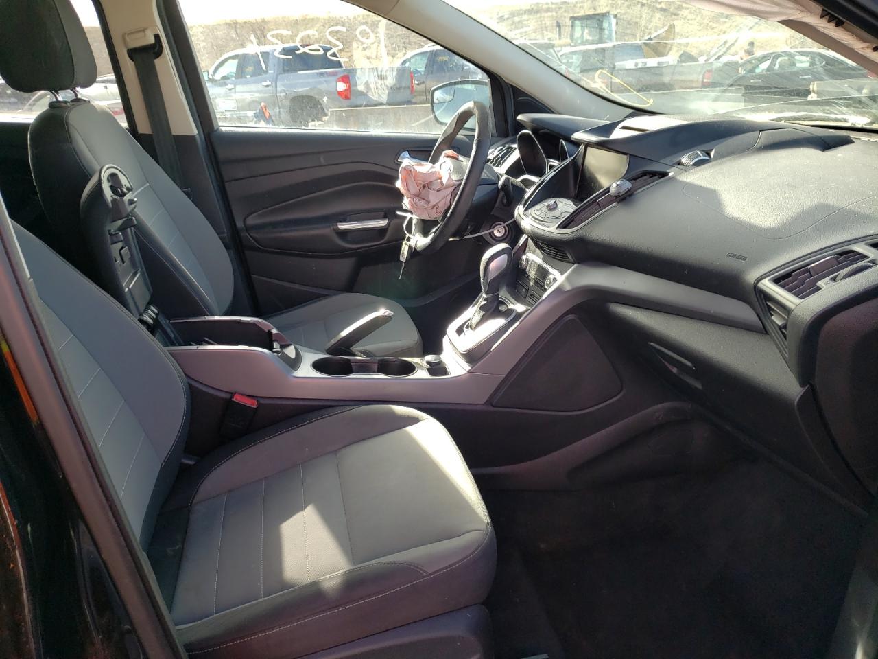 Photo 5 from auction – 2014 FORD ESCAPE SE with VIN 1FMCU0GX5EUA90388