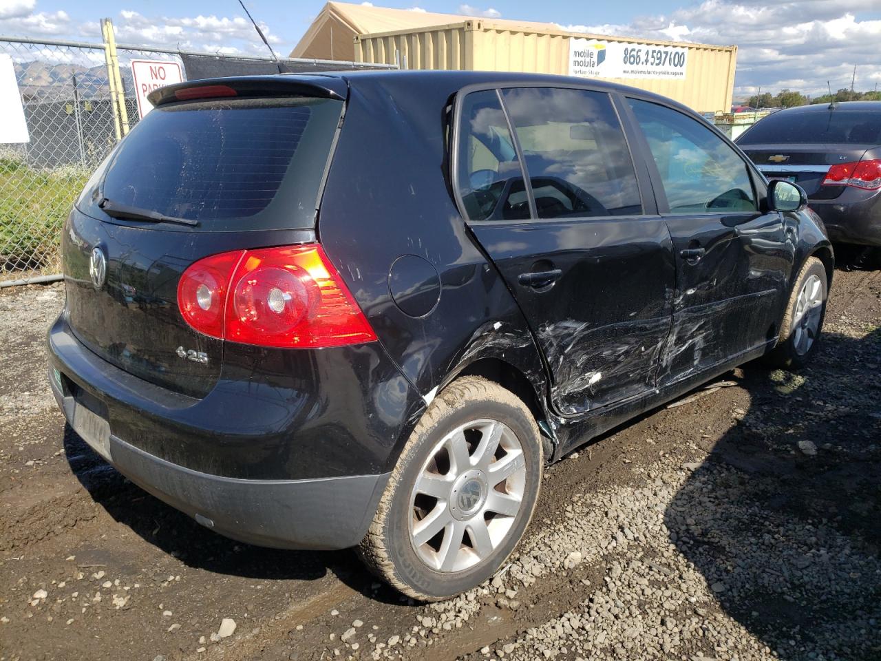 Photo 4 from auction – 2007 VOLKSWAGEN RABBIT with VIN WVWDS71K47W032221