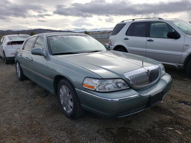 LINCOLN TOWN CAR U 2004 with VIN 1LNHM83W84Y665897 - Photo from auction