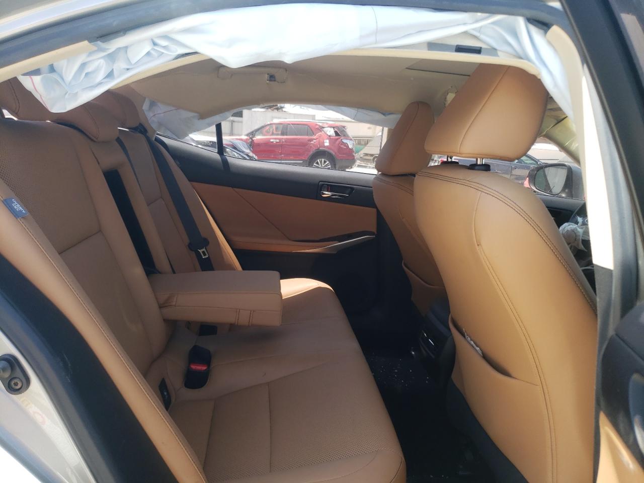 Photo 6 from auction – 2016 LEXUS IS 200T with VIN JTHBA1D24G5017757