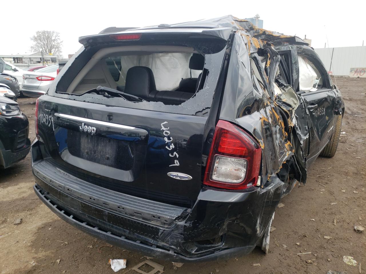 Photo 4 from auction – 2017 JEEP COMPASS LA with VIN 1C4NJCEB8HD212258