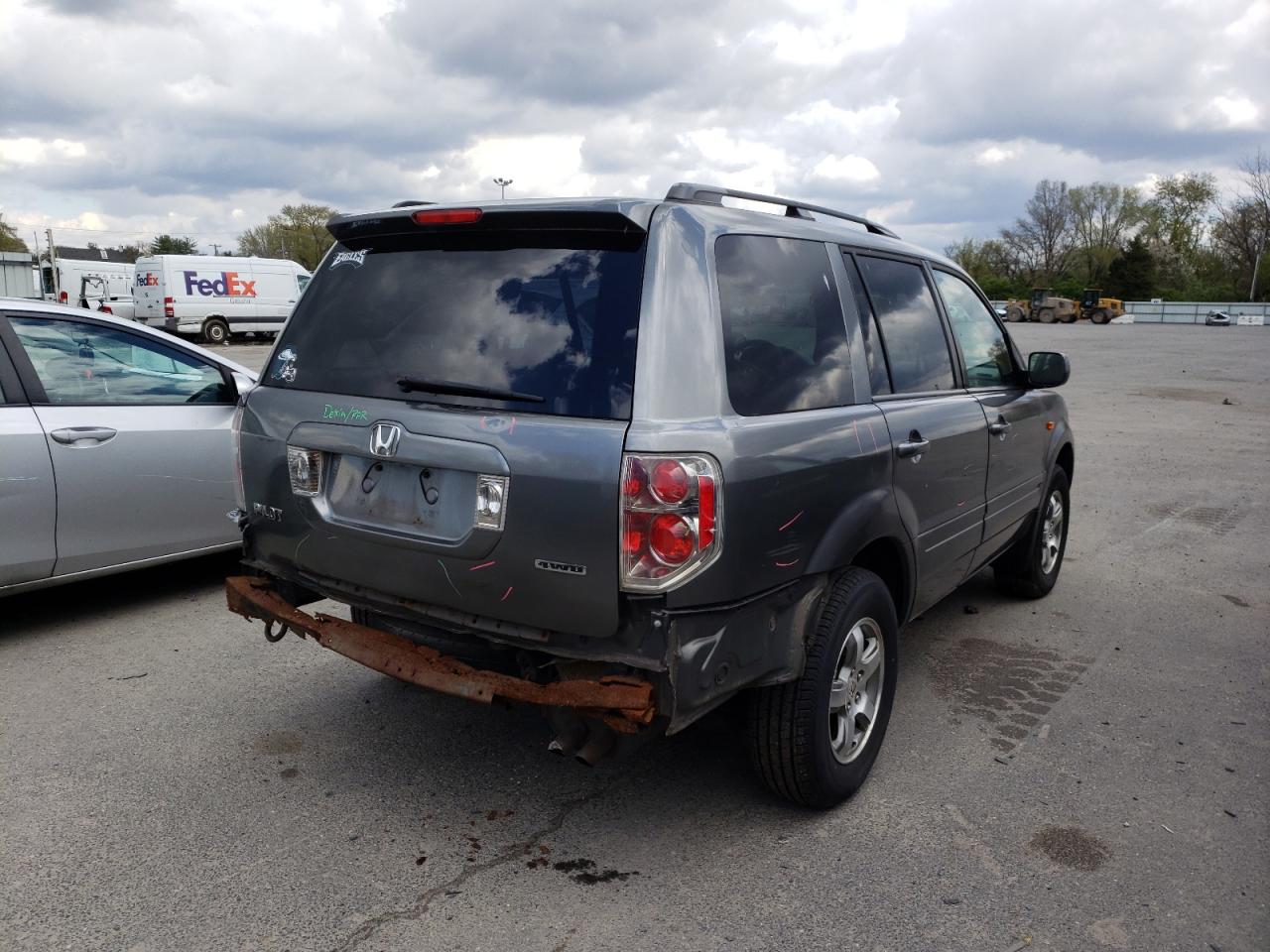 Photo 4 from auction – 2007 HONDA PILOT EX with VIN 2HKYF18437H533942