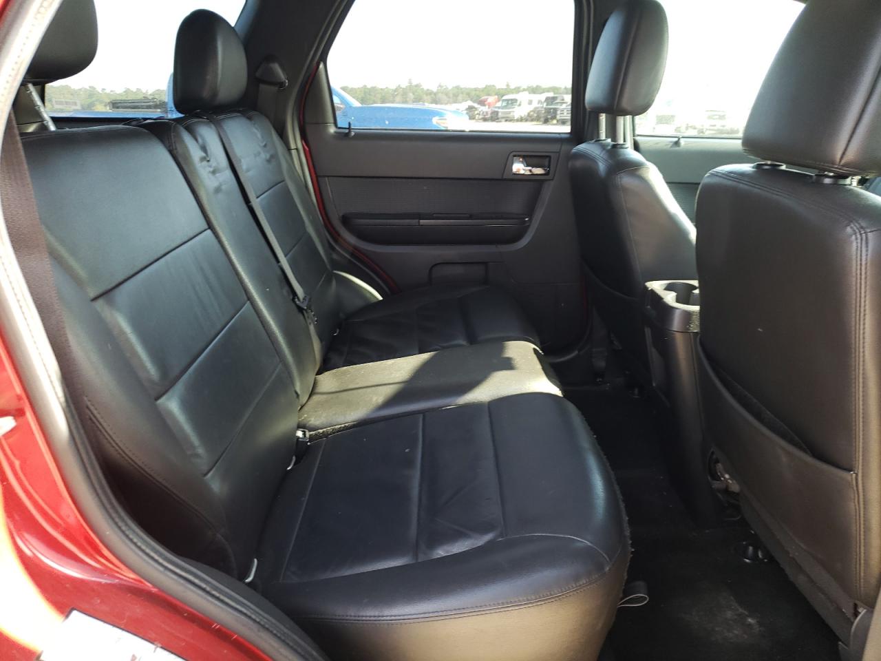 Photo 6 from auction – 2012 FORD ESCAPE LIM with VIN 1FMCU0EG3CKC55740
